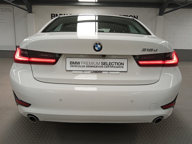 BMW Serie 3 318d color Blanco. Año 2019. 110KW(150CV). Diésel. En concesionario Autoberón de La Rioja
