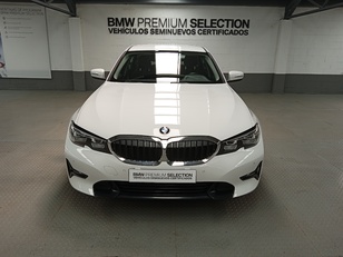 Fotos de BMW Serie 3 318d color Blanco. Año 2019. 110KW(150CV). Diésel. En concesionario Autoberón de La Rioja