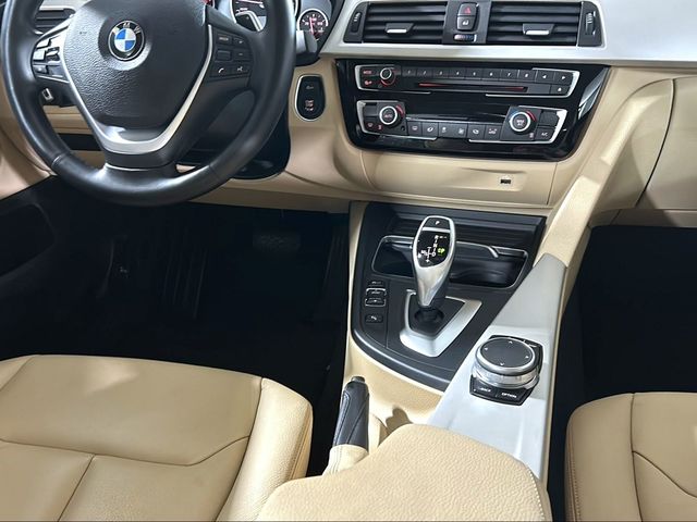 BMW Serie 4 430i Gran Coupe color Gris Plata. Año 2019. 185KW(252CV). Gasolina. En concesionario San Pablo Motor | Su Eminencia de Sevilla