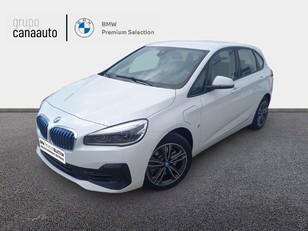 Fotos de BMW Serie 2 225xe iPerformance Active Tourer color Blanco. Año 2020. 165KW(224CV). Híbrido Electro/Gasolina. En concesionario CANAAUTO - TACO de Sta. C. Tenerife