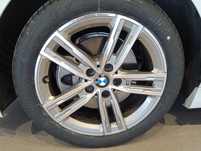 BMW Serie 1 118d color Blanco. Año 2020. 110KW(150CV). Diésel. En concesionario ALBAMOCION CIUDAD REAL  de Ciudad Real