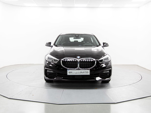 Fotos de BMW Serie 1 118d color Negro. Año 2020. 110KW(150CV). Diésel. En concesionario Móvil Begar Alicante de Alicante