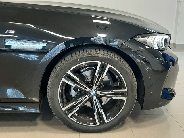 BMW Serie 3 318d Touring color Negro. Año 2023. 110KW(150CV). Diésel. En concesionario Automoviles Bertolin, S.L. de Valencia