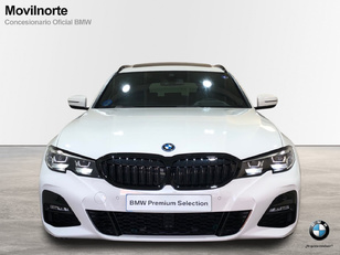 Fotos de BMW Serie 3 330e Touring color Blanco. Año 2022. 215KW(292CV). Híbrido Electro/Gasolina. En concesionario Movilnorte Las Rozas de Madrid