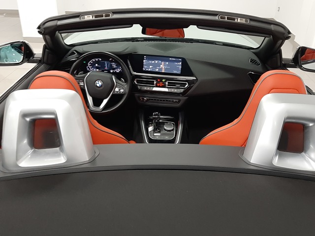 BMW Z4 sDrive20i Cabrio color Blanco. Año 2020. 145KW(197CV). Gasolina. En concesionario Automoviles Bertolin, S.L. de Valencia