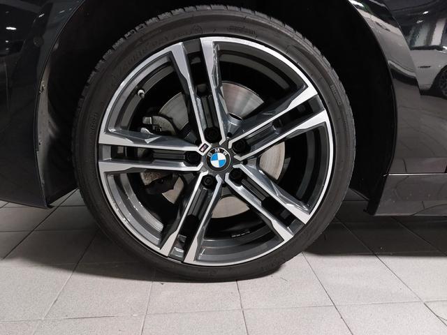 BMW Serie 1 120d color Negro. Año 2021. 140KW(190CV). Diésel. En concesionario Automóviles Oviedo S.A. de Asturias
