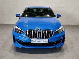 Fotos de BMW Serie 1 118d color Azul. Año 2023. 110KW(150CV). Diésel. En concesionario MOTOR MUNICH S.A.U  - Terrassa de Barcelona