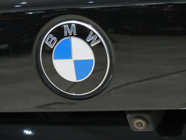 BMW Serie 1 118i color Negro. Año 2020. 103KW(140CV). Gasolina. En concesionario GANDIA Automoviles Fersan, S.A. de Valencia