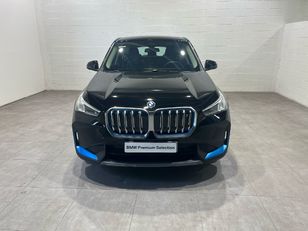 Fotos de BMW iX1 xDrive30 color Negro. Año 2023. 230KW(313CV). Eléctrico. En concesionario MOTOR MUNICH S.A.U  o- Terrassa de Barcelona