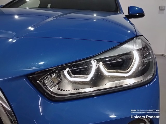 BMW X2 sDrive18i color Azul. Año 2018. 103KW(140CV). Gasolina. En concesionario Unicars de Lleida