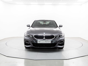 Fotos de BMW Serie 3 318d color Gris. Año 2021. 110KW(150CV). Diésel. En concesionario Movil Begar Petrer de Alicante