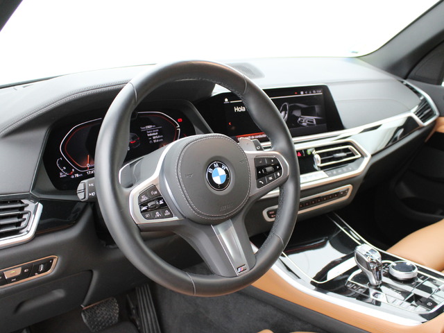 BMW X5 xDrive30d color Gris. Año 2022. 210KW(286CV). Diésel. En concesionario Augusta Aragon S.A. de Zaragoza
