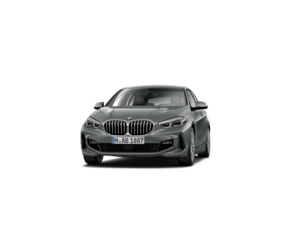 Fotos de BMW Serie 1 118i color Gris. Año 2023. 103KW(140CV). Gasolina. En concesionario MOTOR MUNICH CADI SL-MANRESA de Barcelona