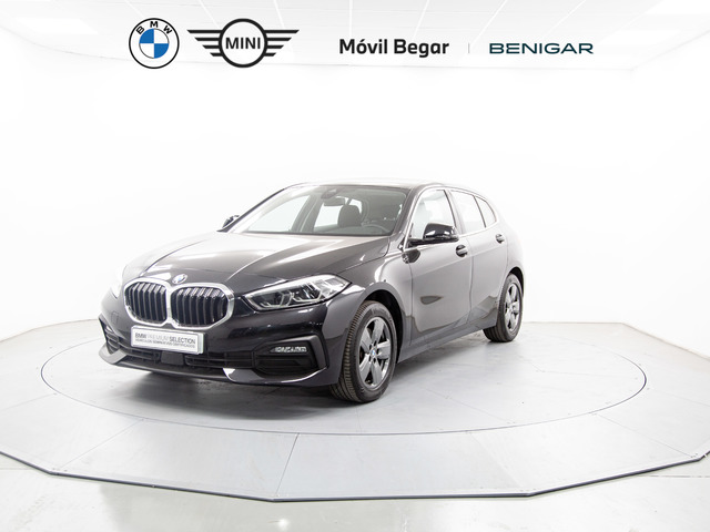 BMW Serie 1 116d color Negro. Año 2019. 85KW(116CV). Diésel. En concesionario Móvil Begar Alicante de Alicante