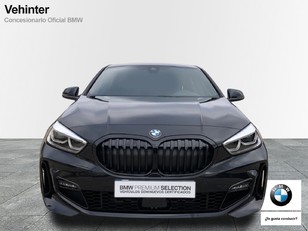 Fotos de BMW Serie 1 118d color Negro. Año 2023. 110KW(150CV). Diésel. En concesionario Vehinter Getafe de Madrid