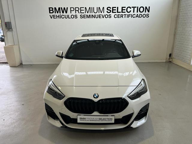BMW Serie 2 220d Gran Coupe color Blanco. Año 2023. 140KW(190CV). Diésel. En concesionario Lurauto - Gipuzkoa de Guipuzcoa