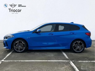 Fotos de BMW Serie 1 118d color Azul. Año 2023. 110KW(150CV). Diésel. En concesionario Triocar Avilés (Bmw y Mini) de Asturias