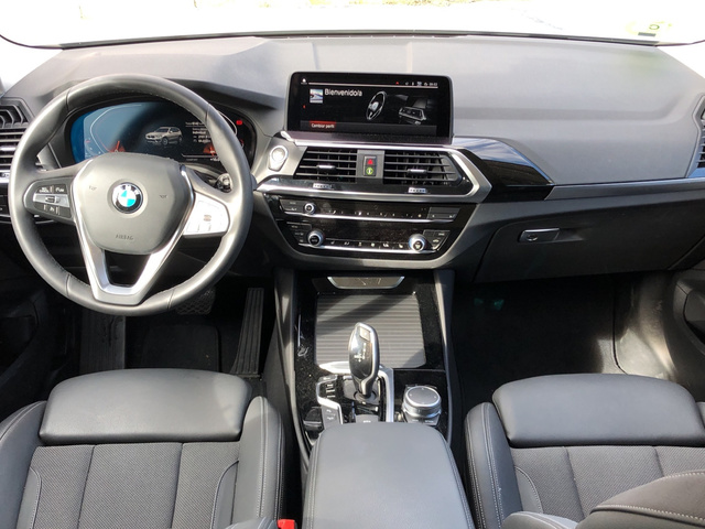 BMW X3 xDrive20d color Gris Plata. Año 2019. 140KW(190CV). Diésel. En concesionario Auto Premier, S.A. - ALCALÁ DE HENARES de Madrid