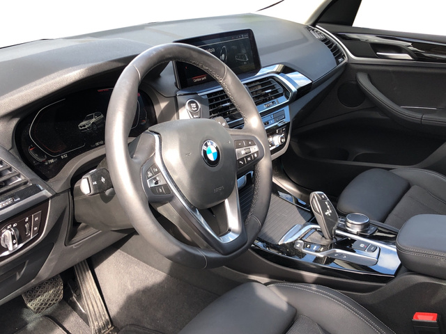 BMW X3 xDrive20d color Gris Plata. Año 2019. 140KW(190CV). Diésel. En concesionario Auto Premier, S.A. - ALCALÁ DE HENARES de Madrid