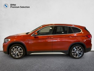 Fotos de BMW X1 xDrive25e color Naranja. Año 2020. 162KW(220CV). Híbrido Electro/Gasolina. En concesionario Marmotor de Las Palmas