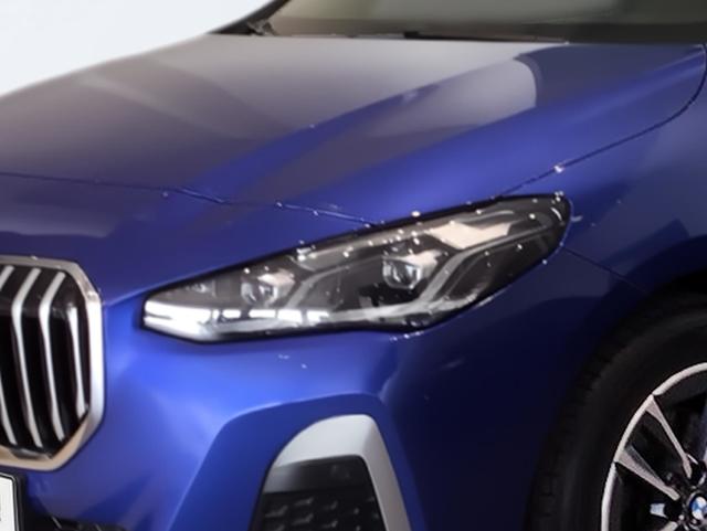 BMW Serie 2 218i Active Tourer color Azul. Año 2022. 100KW(136CV). Gasolina. En concesionario Automotor Premium Viso - Málaga de Málaga