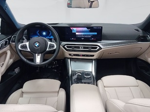 BMW Serie 4 420i Cabrio color Azul. Año 2023. 135KW(184CV). Gasolina. En concesionario Automotor Premium Marbella - Málaga de Málaga