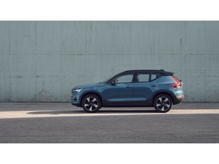 Volvo XC40 Recharge Single Extended Core Auto 185 kW (252 CV) - 4 Volvo XC40 - Nuevo 185 KW (252CV) - 4