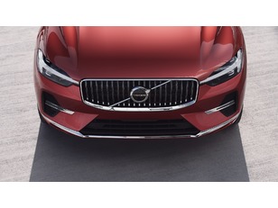 Volvo XC60 T6 Recharge Core AWD Auto 257 kW (350 CV) - 9 Volvo XC60 T6 Nuevo 257 KW (350CV) - 9