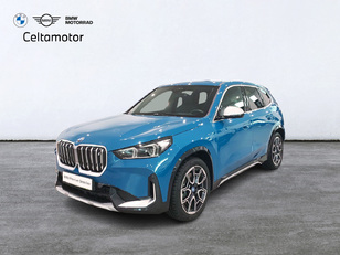 Fotos de BMW iX1 xDrive30 color Azul. Año 2023. 230KW(313CV). Eléctrico. En concesionario Celtamotor Lalín de Pontevedra