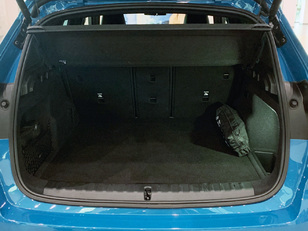 BMW iX1 xDrive30 color Azul. Año 2023. 230KW(313CV). Eléctrico. En concesionario Celtamotor Pontevedra de Pontevedra