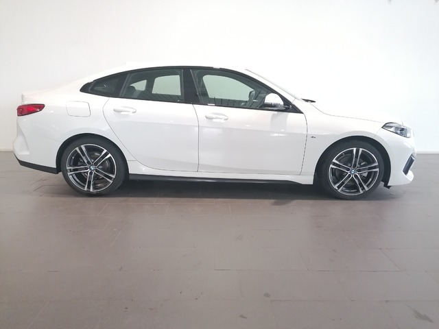 BMW Serie 2 218i Gran Coupe color Blanco. Año 2021. 103KW(140CV). Gasolina. En concesionario Adler Motor S.L. TOLEDO de Toledo