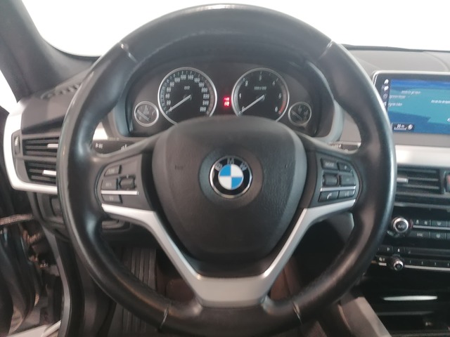 BMW X5 xDrive30d color Gris. Año 2018. 190KW(258CV). Diésel. En concesionario Adler Motor S.L. TOLEDO de Toledo