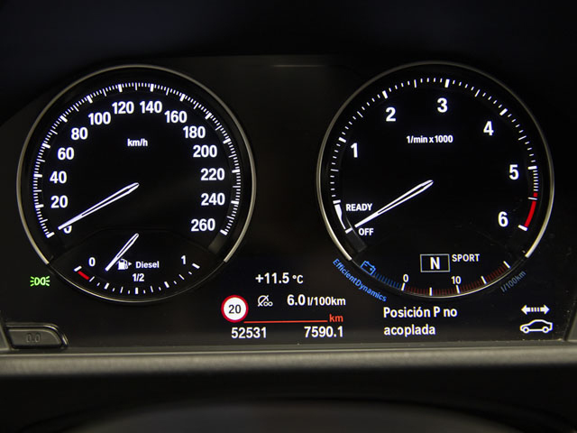BMW X1 sDrive18d color Gris. Año 2020. 110KW(150CV). Diésel. En concesionario Fuenteolid de Valladolid