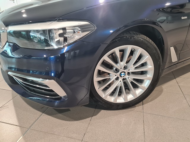 BMW Serie 5 520d color Azul. Año 2017. 140KW(190CV). Diésel. En concesionario Movitransa Cars Huelva de Huelva