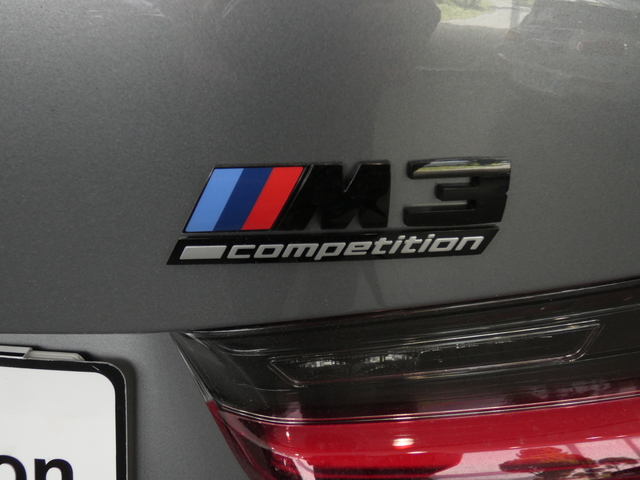BMW M M3 Berlina Competition color Gris. Año 2023. 375KW(510CV). Gasolina. En concesionario Enekuri Motor de Vizcaya