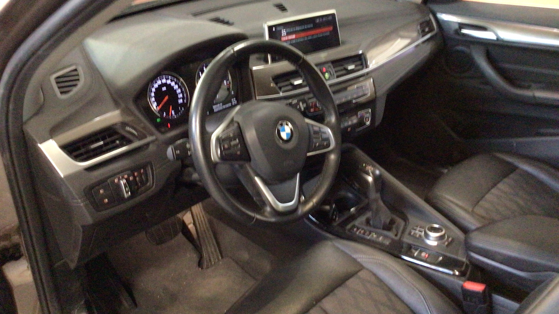 BMW X1 xDrive25e color Beige. Año 2020. 162KW(220CV). Híbrido Electro/Gasolina. En concesionario BYmyCAR Madrid - Alcalá de Madrid