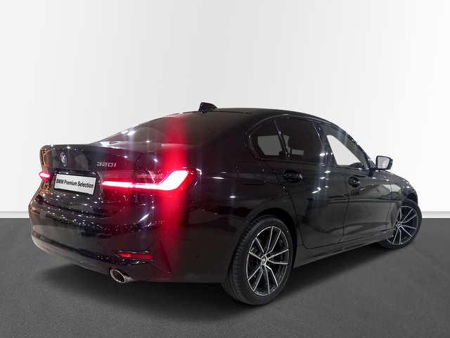 BMW Serie 3 320i color Negro. Año 2020. 135KW(184CV). Gasolina. En concesionario Murcia Premium S.L.  LORCA de Murcia
