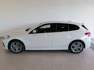 Fotos de BMW Serie 1 118i color Blanco. Año 2020. 103KW(140CV). Gasolina. En concesionario Adler Motor S.L. TOLEDO de Toledo