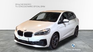 Fotos de BMW Serie 2 225xe iPerformance Active Tourer color Blanco. Año 2021. 165KW(224CV). Híbrido Electro/Gasolina. En concesionario BYmyCAR Madrid - Alcalá de Madrid