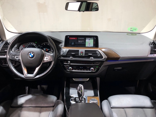 BMW X3 xDrive20d color Gris. Año 2019. 140KW(190CV). Diésel. En concesionario Movilnorte Las Rozas de Madrid