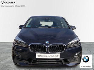 Fotos de BMW Serie 2 218d Active Tourer color Azul. Año 2020. 110KW(150CV). Diésel. En concesionario Vehinter Getafe de Madrid
