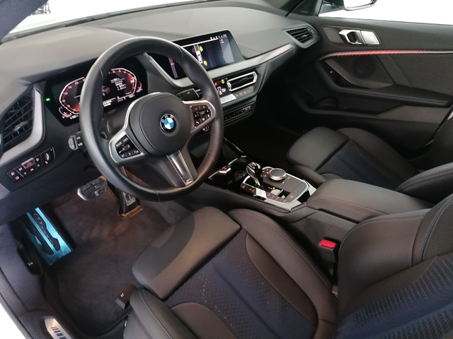 BMW Serie 2 218i Gran Coupe color Blanco. Año 2022. 103KW(140CV). Gasolina. En concesionario Adler Motor S.L. TOLEDO de Toledo
