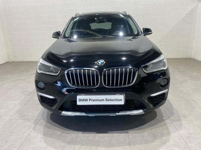 BMW X1 sDrive18d color Negro. Año 2019. 110KW(150CV). Diésel. En concesionario MOTOR MUNICH S.A.U  - Terrassa de Barcelona