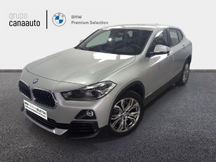 BMW X2 sDrive18i color Gris Plata. Año 2020. 103KW(140CV). Gasolina. En concesionario CANAAUTO - TACO de Sta. C. Tenerife