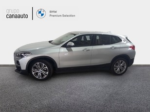 Fotos de BMW X2 sDrive18i color Gris Plata. Año 2020. 103KW(140CV). Gasolina. En concesionario CANAAUTO - TACO de Sta. C. Tenerife