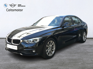 Fotos de BMW Serie 3 320d color Negro. Año 2018. 140KW(190CV). Diésel. En concesionario Celtamotor Vigo  de Pontevedra