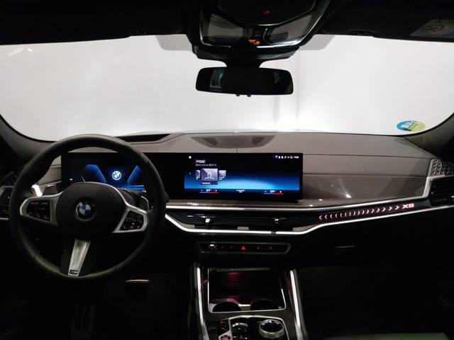 BMW X6 xDrive30d color Negro. Año 2023. 210KW(286CV). Diésel. En concesionario Proa Premium Palma de Baleares