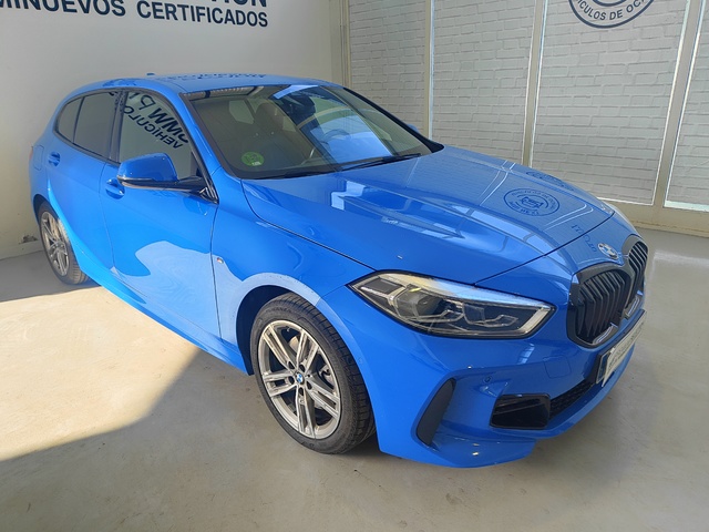 BMW Serie 1 116d color Azul. Año 2021. 85KW(116CV). Diésel. En concesionario Lurauto - Gipuzkoa de Guipuzcoa