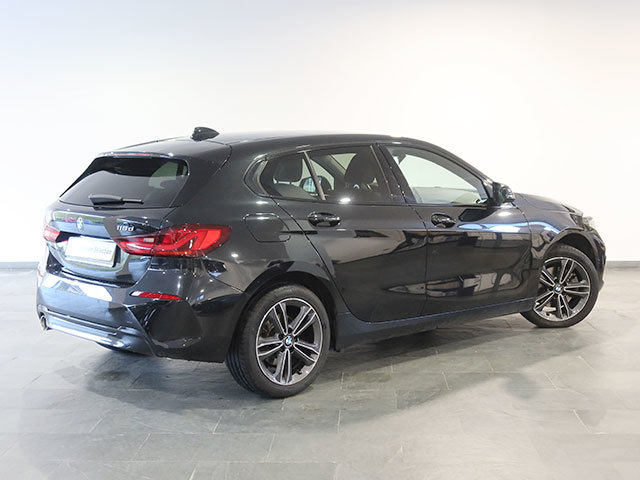 BMW Serie 1 116d color Negro. Año 2020. 85KW(116CV). Diésel. En concesionario Autogal de Ourense