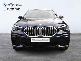 Fotos de BMW X6 xDrive40i color Azul. Año 2023. 250KW(340CV). Gasolina. En concesionario Celtamotor Caldas Reis de Pontevedra